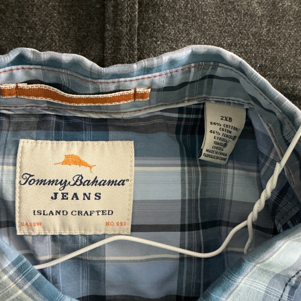 Tommy Bahama Blue and White Plaid Shirt 2xb (big) - Picture 2 of 7